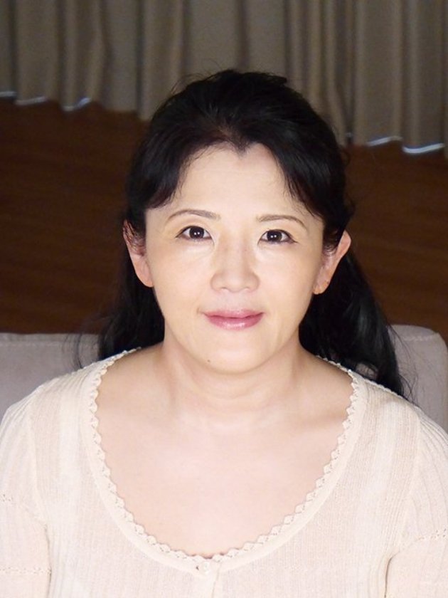 寝取られる熟妻 エロドラマ 6人4時間 「パンツに洩れちゃう~!」5枚目
