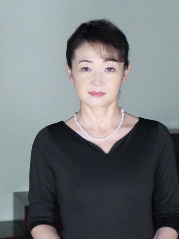 熟女 交尾ドラマ12 10人4時間 「こんなに濡らして！」「イヤッ違うの、やめて～！」17枚目