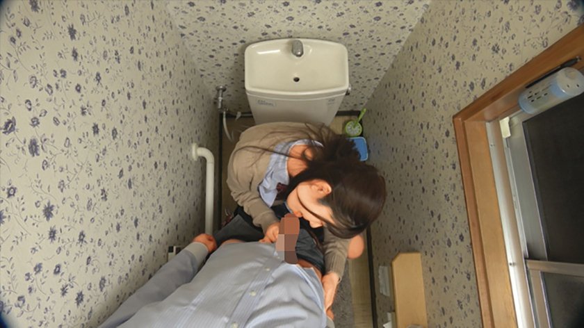 トイレSEX●撮 巨乳と便器 パチンカス人妻・パパ活・カップル関係性変態中出し15人8枚目