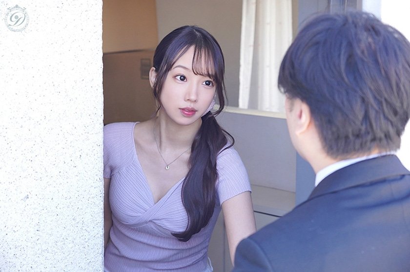 営業ルートでいつも見かける人妻と勤務時間内不倫に至るまで。 与田りん1枚目