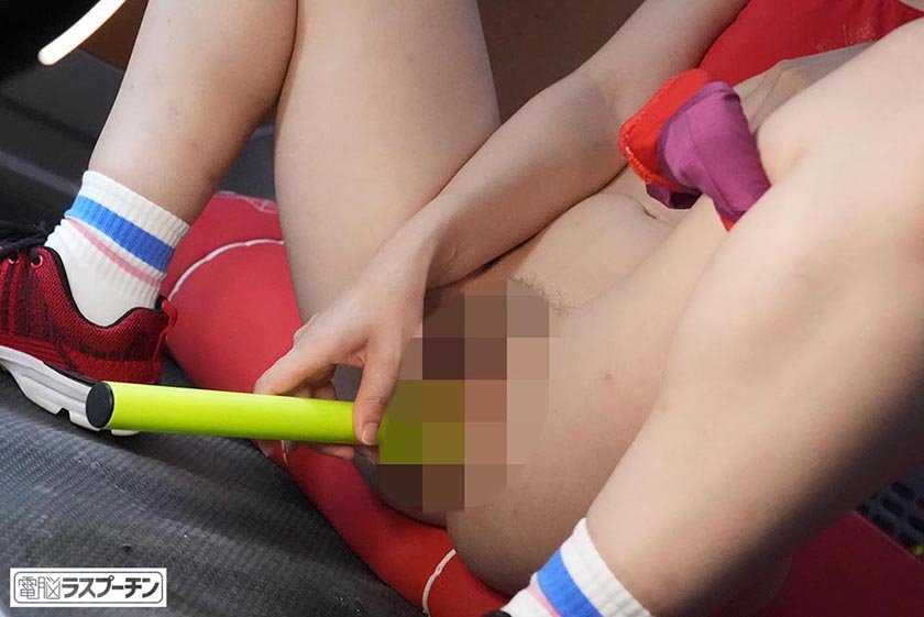 合宿中の性欲を荷台で発散するド変態オナニストアスリート 皆月ひかる 那賀崎ゆきね15枚目