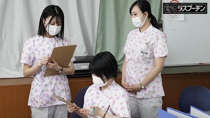 現代社会の闇を告発！セクハラさせ放題！あまりの忙しさに即ハメOKの老人介護施設 百合良1枚目