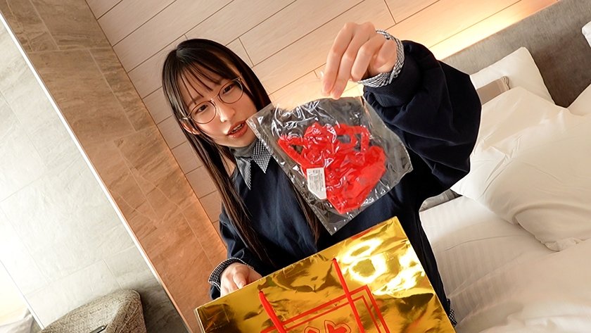 【新シリーズ】【痙攣爆イキめがね女子】東●大学に通う高学歴インテリJD！知性の裏に潜むエロへの探求心が止まらない！スパンキング、イラマチオ…ご所望の刺激的なプレイに潮吹きまくりエビ反り絶頂！天才だからこそ変態！このギャップがたまらない！！【今日はこのコでイっとく？】【れい】6枚目