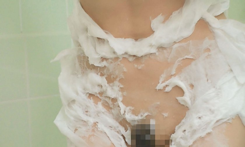 紙が溶けて大事なところが露わに！？相手の陰部をさらけ出せ！絶対に負けられない水鉄砲対決！ 参加女性10名 配信限定Vol.0214枚目