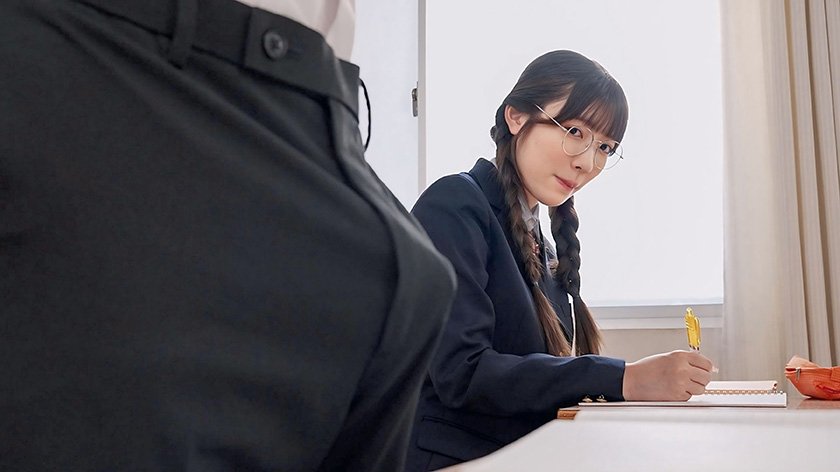 マワされ願望！脱いだら凄いクラスの地味な人見知りは乱交にどハマり！笑顔で全員にハメ倒される変態娘 浦上ひのり2枚目