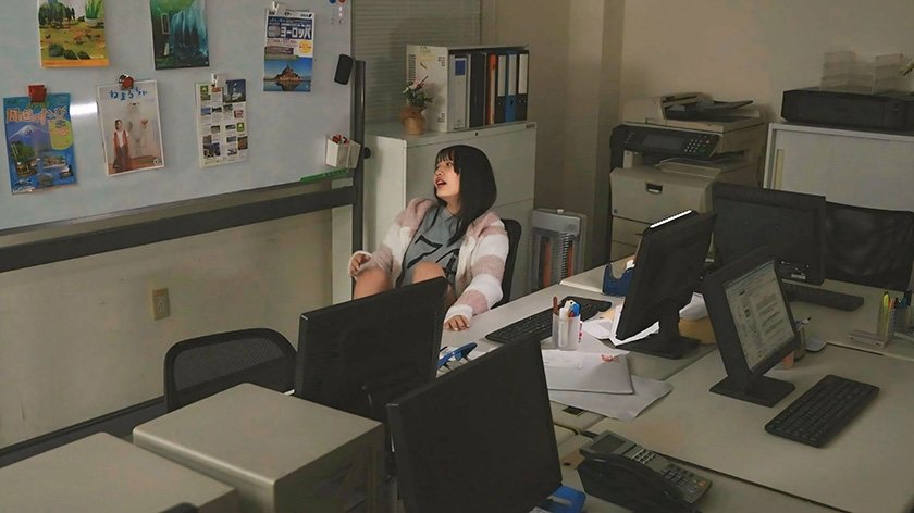 ズボラ界隈社畜ちゃん ブラック企業の深夜残業で会社に寝泊まり労働ザーメン搾取！ストレス解消の目覚ましセックスが毎朝のルーティーンになりました8枚目