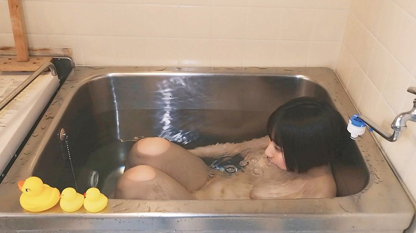 推しのチ●ポを咥えるために私は時間を止めました 糸井瑠花11枚目