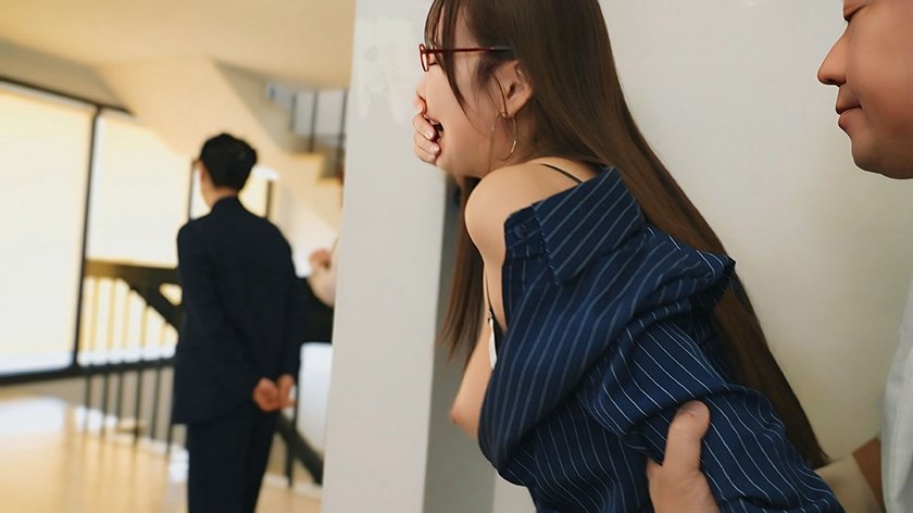 パワハラ女上司の裏の顔～部下に強くあたり散らし、人格否定までする裏で社長の前では従順な玩具だった～ 葉月まゆ11枚目