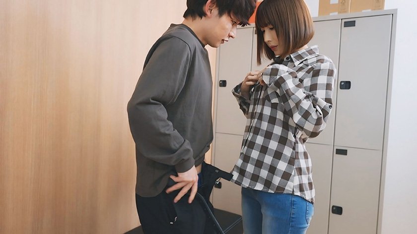 バ先NTR 性格○スタイル○顔ももちろん○なパーフェクト妻の悩み相談にのっていたら連日色んな場所で旦那には見せないトロ顔で浮気SEXをキメまくれた 彩奈リナ11枚目