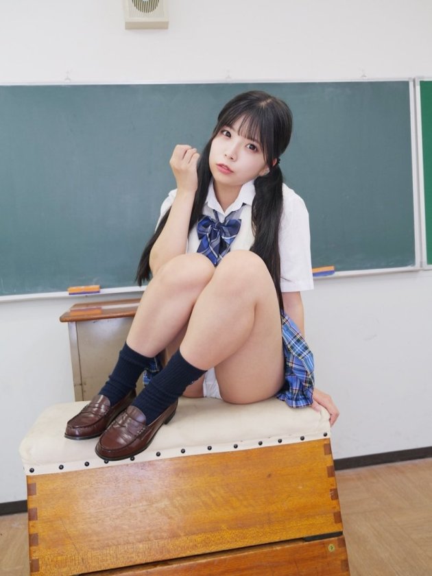 完全主観男排除JOI 職業女性のエロカワ挑発でカウントダウン発射1枚目