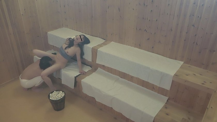 茹だる様な灼熱の密閉空間でサウナ美女達は過熱しすぎた女の操を開放する【汗だくサウナ女子とトリップ性交秘蔵映像流出⑤名 #03】3枚目