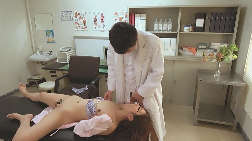 女子社員健康診断 肩こり、全身のハリ、腰痛、乳がんチェック編1枚目