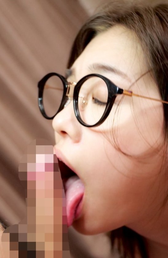 エッチに興味なさそうだけど誰よりもむっつりスケベな陰キャメガネっ娘25人5枚目