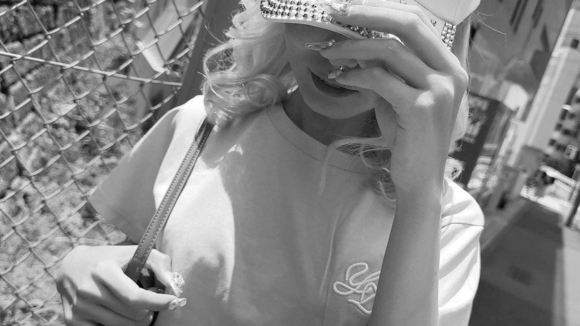 熱愛発覚！文○砲 週刊文○1月号1枚目