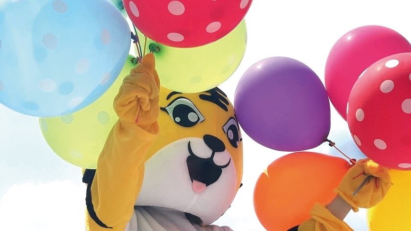 着ぐるみの中の人 遊園地のキャストさん4名3枚目