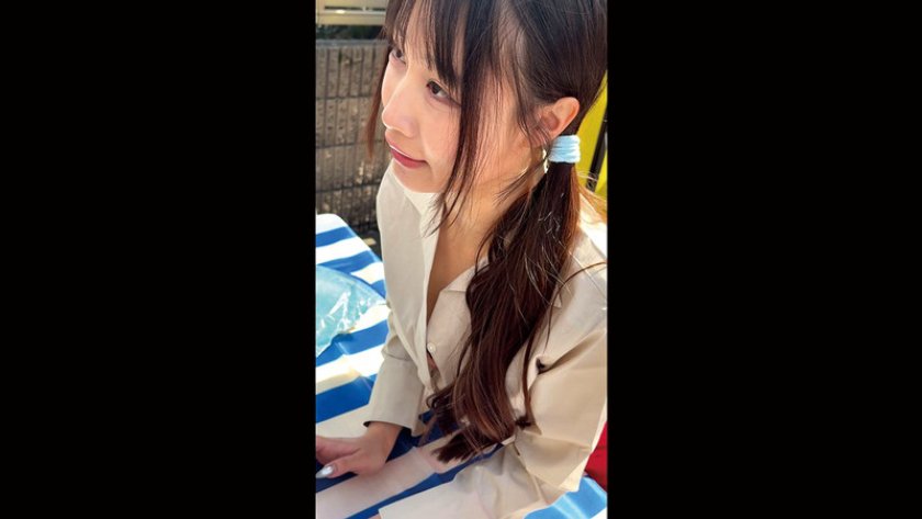 可愛すぎる アイス屋さん 移動販売車のお姉さんを孕ませたい。生クリームたっぷり種付け4名5枚目