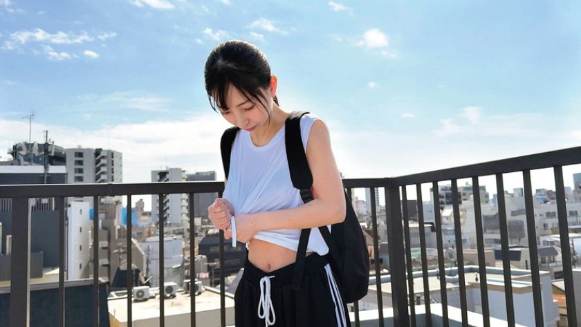 びしょ濡れになって青春を楽しめ！突然のゲリラ豪雨で濡れ透けたカラダに勃起した思春期8枚目