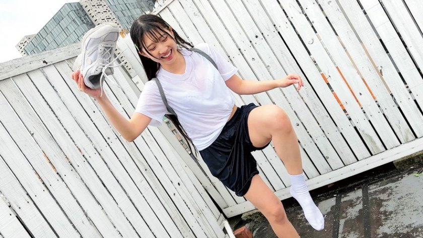 びしょ濡れになって青春を楽しめ！突然のゲリラ豪雨で濡れ透けたカラダに勃起した思春期19枚目
