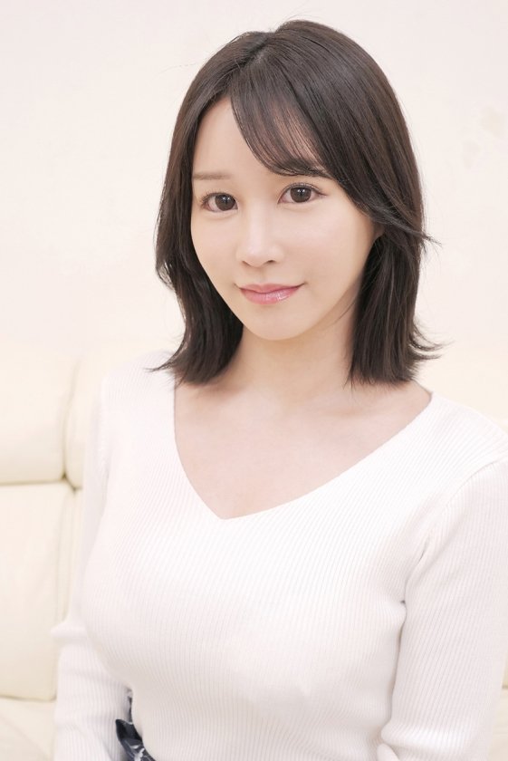 人妻乳首いじり我慢チャレンジ！ノーブラ透け乳首を散々いじられた人妻は中出しさえも拒まず生挿入を求めてメス堕ちする！ 河北笑茉 羽月乃蒼 芦名ほのか10枚目