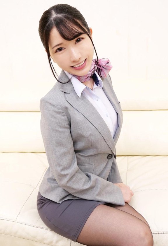 黒パンスト美脚CA限定！固定型リモコンローターONのまま黒パンスト足コキでイカせ対決 自分より先にイカせられたら高額賞金ゲット！失敗したら絶倫巨根と生ハメ中出し罰ゲームアクシデントが待っている！13枚目