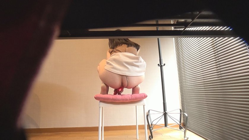 隠し撮りオナニー 定点設置 女性のイク瞬間！！ガチのオーガズムを見逃すな！！【リモート勤務OL】【プリケツOL】【爆乳OL】 秋元さちか 西尾れむ 宇多田あみ1枚目