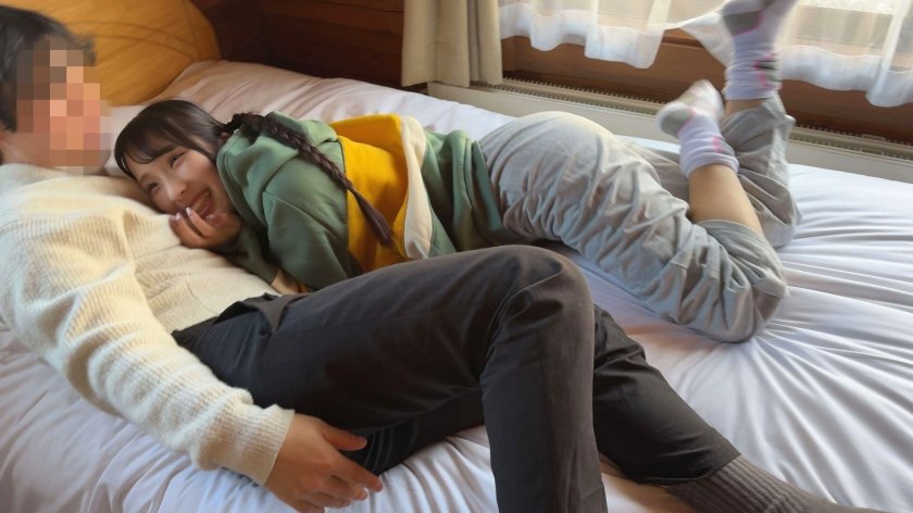 つむぐちゃん&みのりちゃん 私をスノボに連れてって大学生、春休みSEX スノボ女子と雪山乱交パーティ映像14枚目