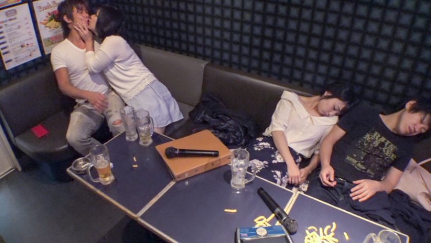 キス魔になる奥さん 普段は固い性格なのに、酒を飲むと僕に甘えまくって隣の部屋に旦那がいるにも関わらずベロチュウをせがみまくる！ 特別編集5枚目