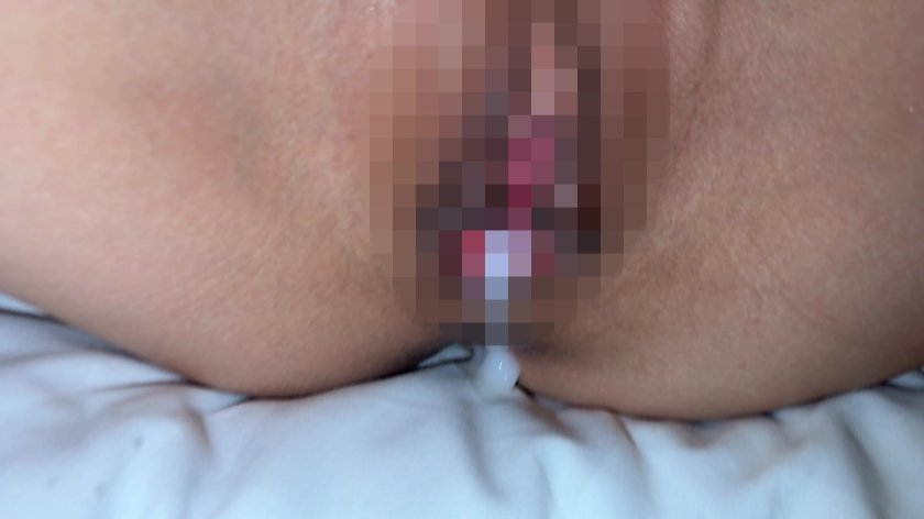 情緒不安定！？思い通りにならないとすぐに不機嫌になるメンヘラ名器セフレのれいにゃんと中出しハメ撮りしちゃいました！9枚目