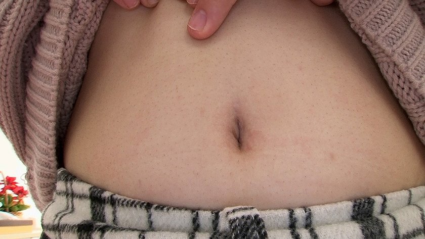 へそ観察レポート 女子13人のへそ4枚目