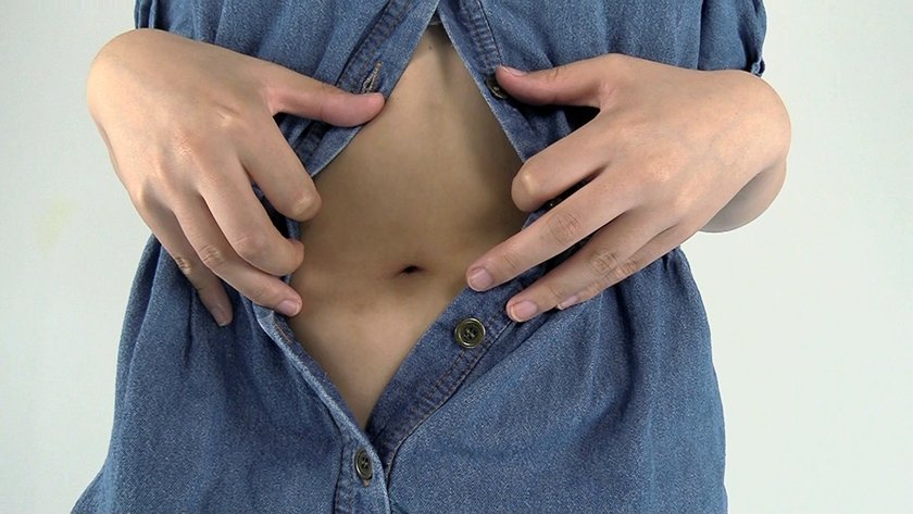 へそ観察レポート 女子13人のへそ8枚目