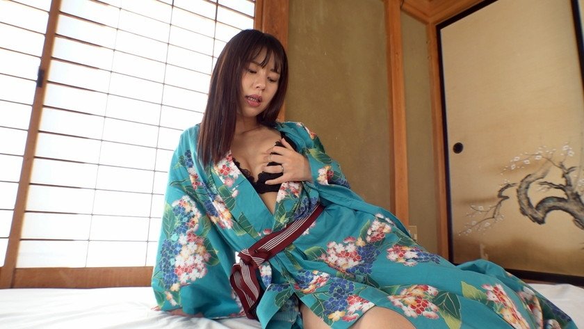 いいなり美人妻 塩対応系だがイクときに足指が曲がるスレンダー妻 樹29歳16枚目
