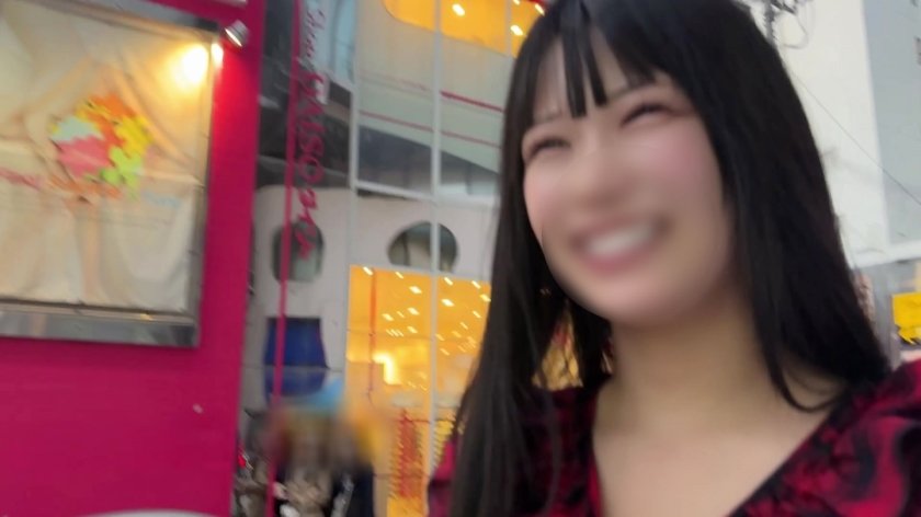 【初々しい19歳 はじめてのハメ撮り】アプリで出会った巨乳黒髪JDとラブラブ濃厚セックス！1枚目