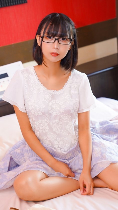 親は何にも知りません…こんなにも清楚であどけない娘が魅せるあまりにも激しいSEX 性に貪欲なお年頃 36人8時間 GOLDEN SELECTION1枚目
