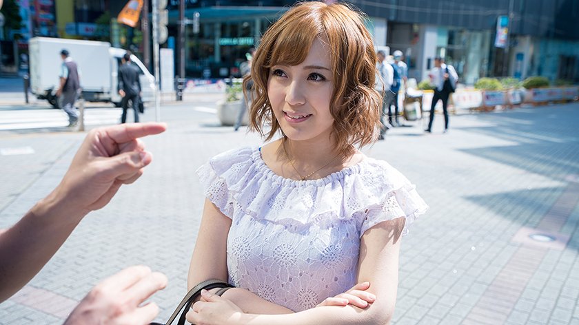 素人ナンパドキュメント 服の上からでもわかる膨らみ&可愛さMAX！美巨乳娘 12人4時間107枚目