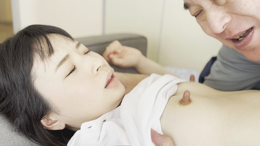 365日ニョキニョキの卑猥な長―い乳頭を持つ彼女は、華奢でちっちゃい体なのにド淫乱なギャップがエッチすぎる美少女でした。6枚目