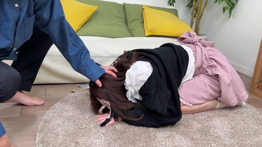 地雷系恋愛の美少女は貢ぐちゃん。ドMご奉仕勘違い女 皆瀬あかり2枚目