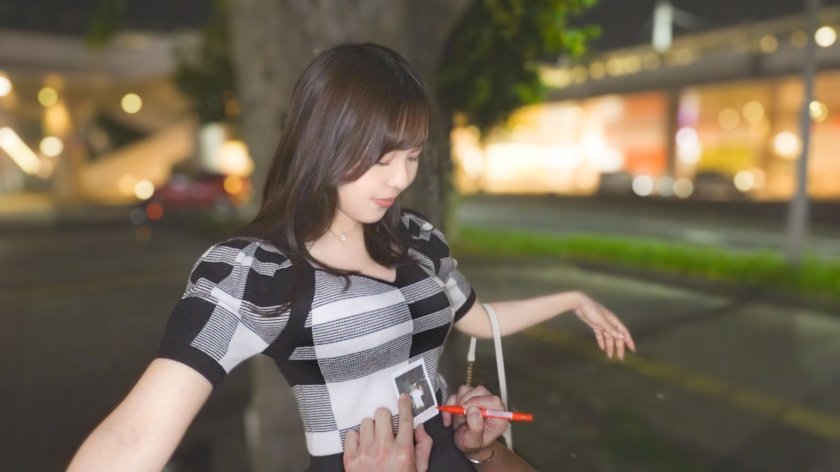 筋肉大好きゆるふわ系人妻【さき 32歳】 言われるがままに優しく包み込むフェラと肉感たまらない適度に熟れた身体の豪快爆撃セックス！！ マジ軟派、初撮。 22373枚目