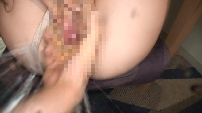 池袋ダウナー系女子がエロ過ぎた！ストロング片手に暇つぶししている女子をナンパ！感度が良すぎて耳舐めで絶頂してしまう！お返しの超舌テクニックが炸裂！負けずとバックからの攻めで何度もイカされてしまう！ マジ軟派、初撮。 223211枚目