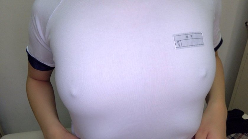 乳首いじりが日常に溶け込んだ世界でイジられていることには気づかないまま皆の前で乳首絶頂してしまう敏感女たち14枚目