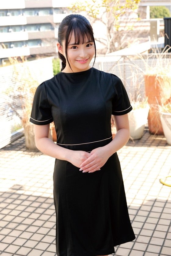高級美容サロン勤務の美人セラピストさんがお口だけでじゅぽんじゅっぽんバキュームノーハンドフェラ！？ かなさん さらさん1枚目
