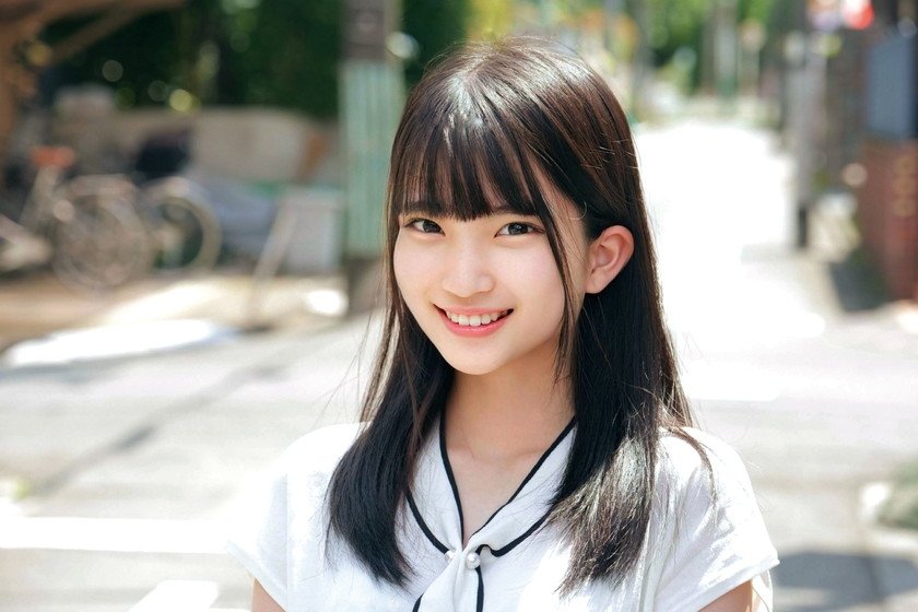 「卒業記念に残したいメモリアルヌードフォト」大学卒業間近の素人女子大生をナンパし、絶倫チ○ポ男と素肌密着撮影会で中出し検証！カチカチに反り返ったチ○ポがマ○コまで1cmに超接近して赤面発情！？そのまま中出し！！ れい ひなの6枚目