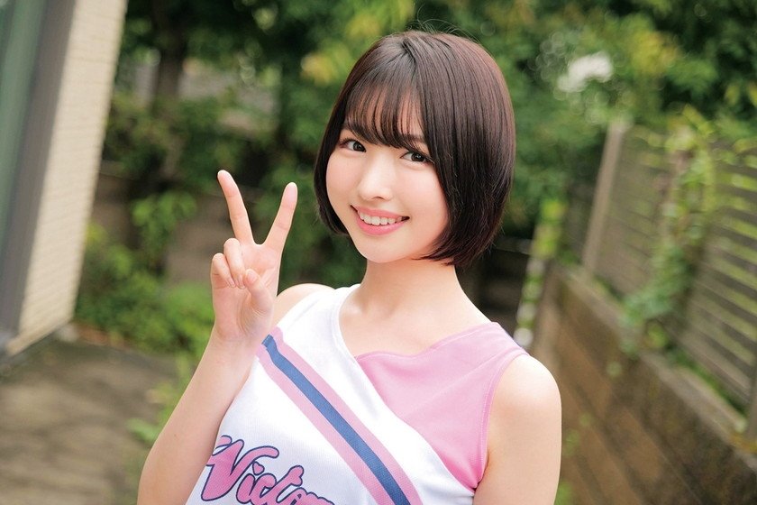 現役チアガールが挑戦！デカチン素股！いつもみんなに元気を与えてくれるチアガールたちをデカチンで熱烈応援wクリトリスとチ○ポを擦り合わせ恥ずかしさと気持ちよさでヌルッと挿入！そのまま連続生中出し！ ちはるちゃん ゆいちゃん1枚目