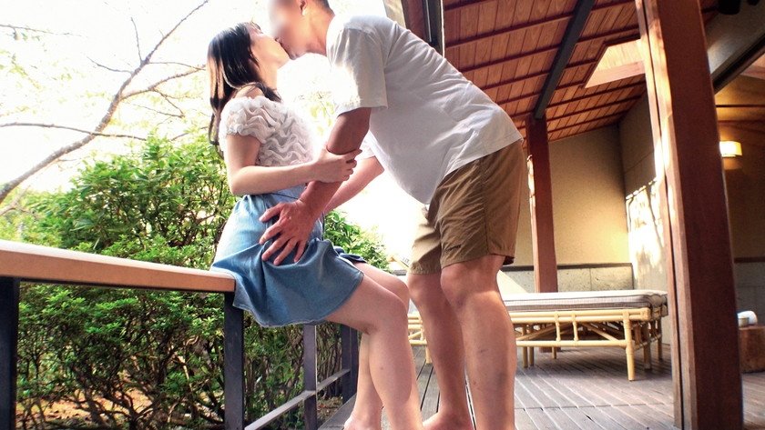 【個人撮影】真逆のタイプの素人女子2人と別日でハメ撮り温泉旅行2枚目