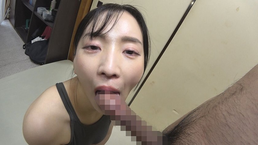 鈴木真夕 濡れてテカってピッタリ密着 神競泳水着 可愛い女子の競泳水着姿をじっとりと堪能！着替え撮影から始まり貧乳から巨乳にパイパン、ハミ毛、ジョリワキ等のフェチ接写やローションソーププレイや競泳水着ぶっかけ等を完全着衣で楽しむAV2枚目