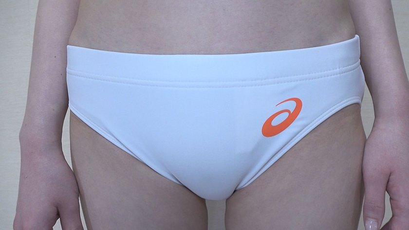 篠宮ねね 神陸上ウェア スポーツ日焼けから筋肉美女アスリートの秘部を隠してきたウェアを巨乳や美乳パイパンや剛毛娘に着せジョリワキやハミ毛を堪能。陸上ユニホーム女子の太腿やお尻や着衣放尿まで！！身体にフィットするウェアのキワキワを超接写&完全着衣でハメ撮り12枚目