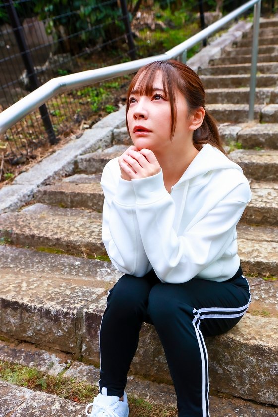 女性アスリートのメンタルケアを行う専属トレーナーから流出した性交動画 総集編(1)～鍛え抜かれた美ボディは…3枚目