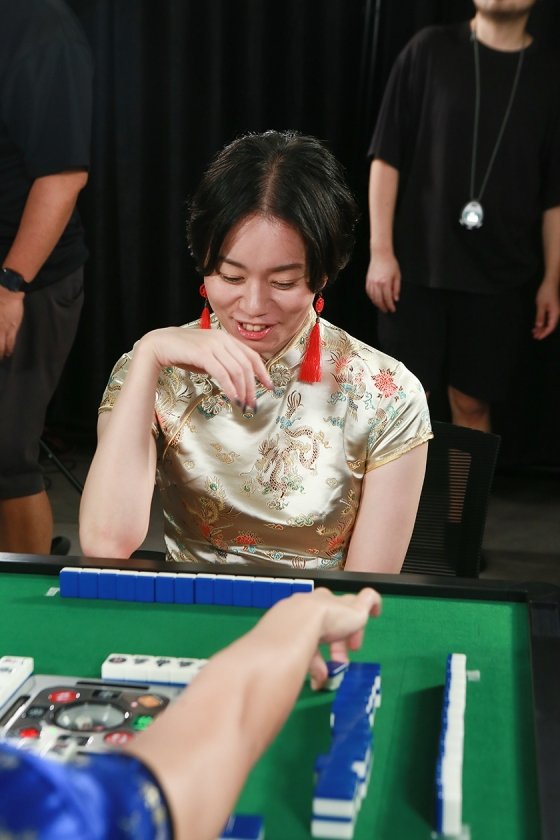 セクシー雀王決定戦！リアル脱衣麻雀トーナメント Round19枚目