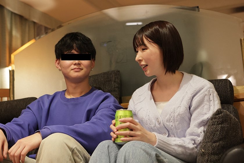 闇サイトで見つけたセフレ交換サークルの禁断ハメ撮り動画 総集編～カフェ店員の清楚系淫乱娘から専業主婦のムチムチ美熟女まで9枚目