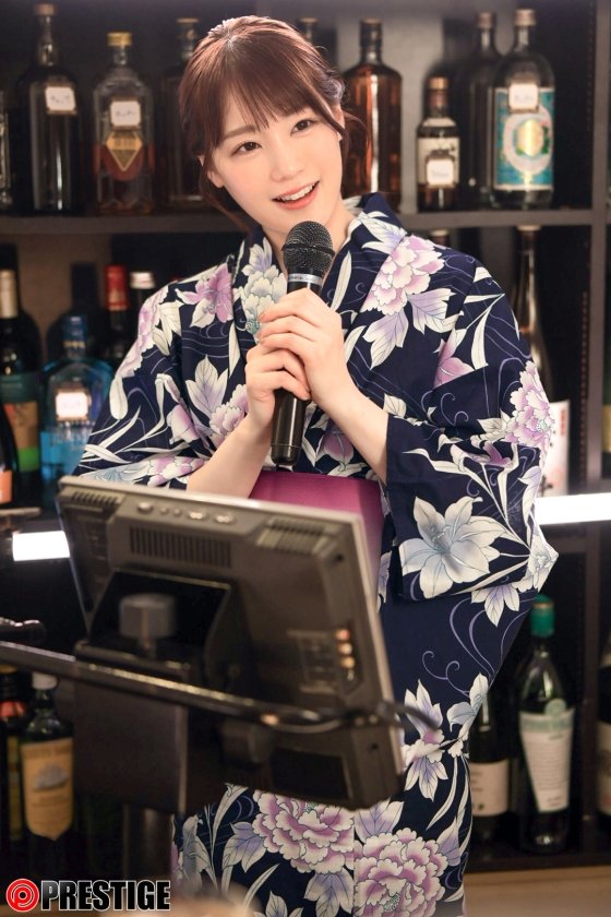 下町ママのねっとり誘惑スナック 鈴村あいり【限定特典映像40分付き】1枚目