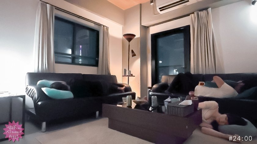 「おっぱい？Hカップ､押し当ててる///」隣で友達寝てんのに爆乳美女が超誘ってきてムラムラ止まらん、我慢なんて無理ゲーすぎw涎たっぷりの極上フェラは良いけどエッロいグポ音でバレるって！！ww美女のチクビも俺のチ●ポも2人してビンビンwエロすぎて流石に中出し不可避wwww12枚目